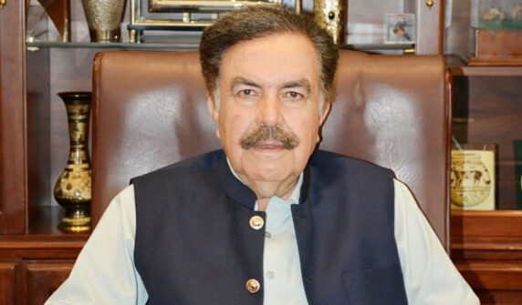 سرکاری بھرتیاں اے آئی کے ذریعے، کلاس فور کی نوکریاں جماعتی کارکنوں کو دینے کا اعلان؛ گورنر بلوچستان